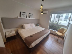 Gorgeous 2BDRM with A/C - Miraflores